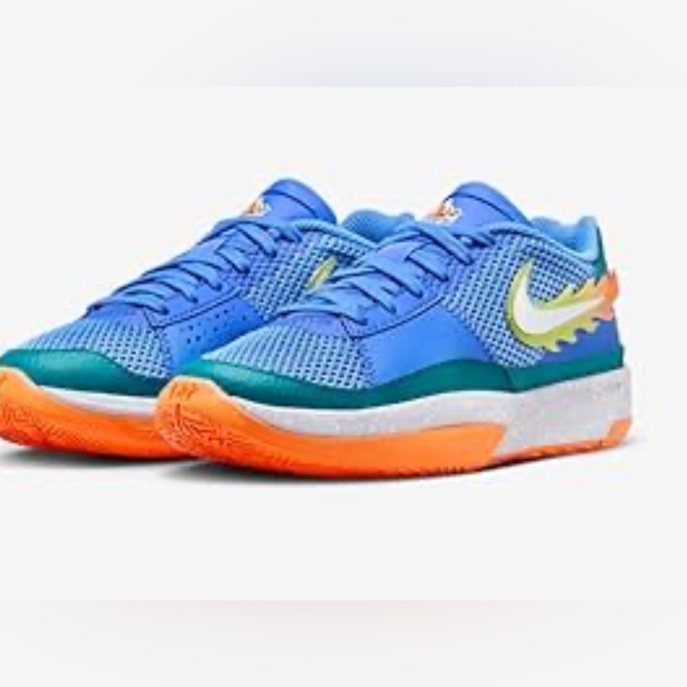 Nike backyard BBQ Basketball Sneaker